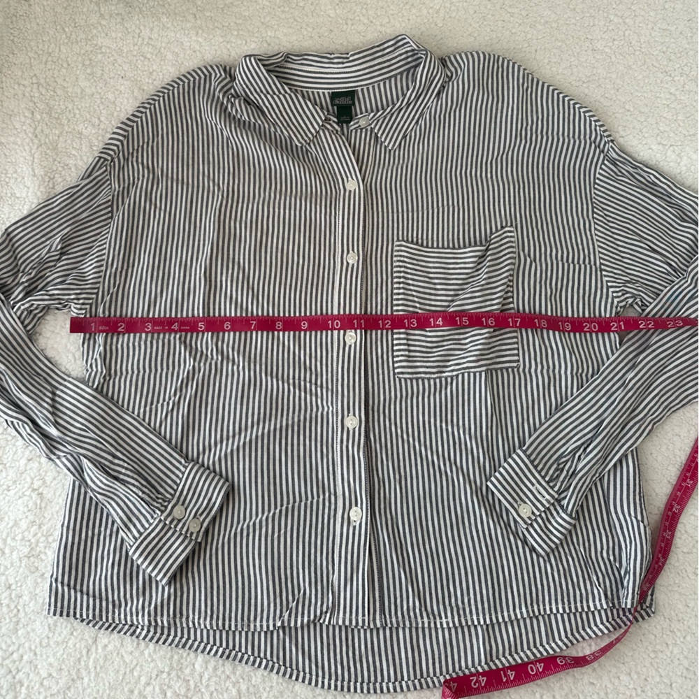 Wild Fable button down top - Picture 5 of 8